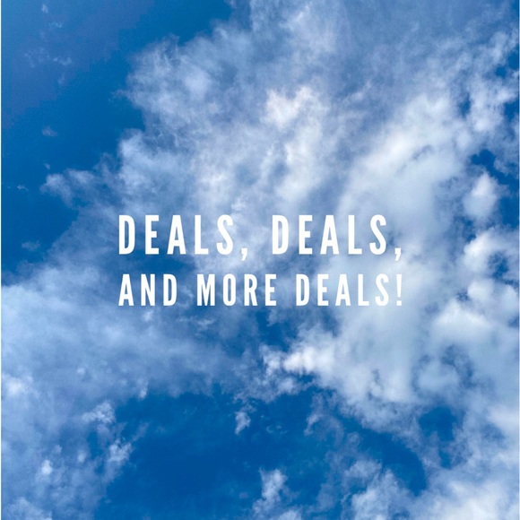 Entire Closet Marked Down - Picture 1 of 1